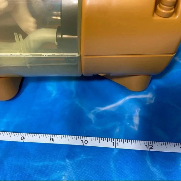 Death Stranding - Collector’s Edition  BB Pod Replica - 1/1 Scale - - Picture 14 of 16